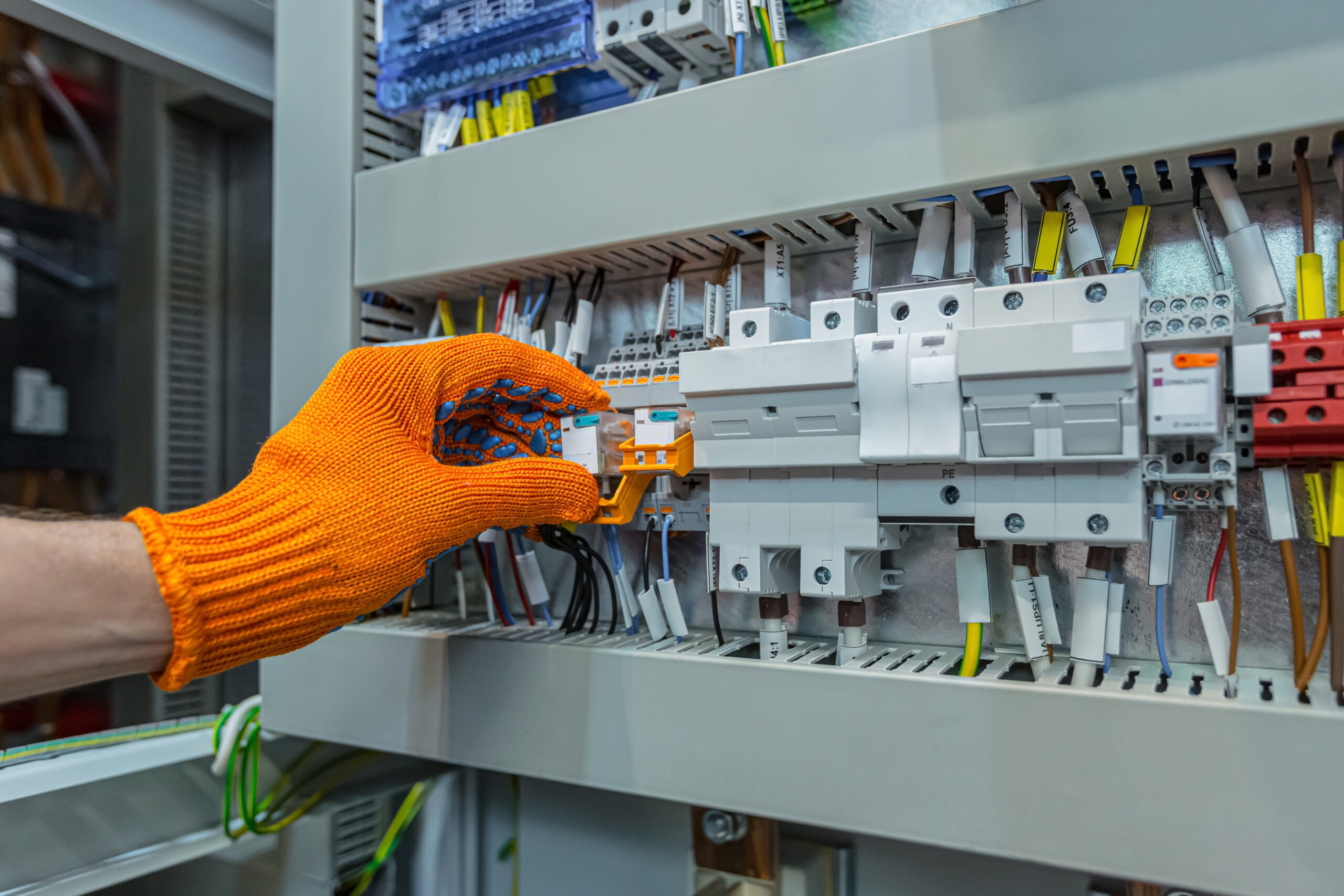 Electrical panel repair in Portland, OR